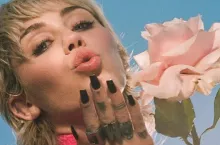 &lt;p&gt;Miley Cyrus w kampanii reklamowej nowego zapachu Gucci (fot. Instagram Miley Cyrus)&lt;/p&gt;
