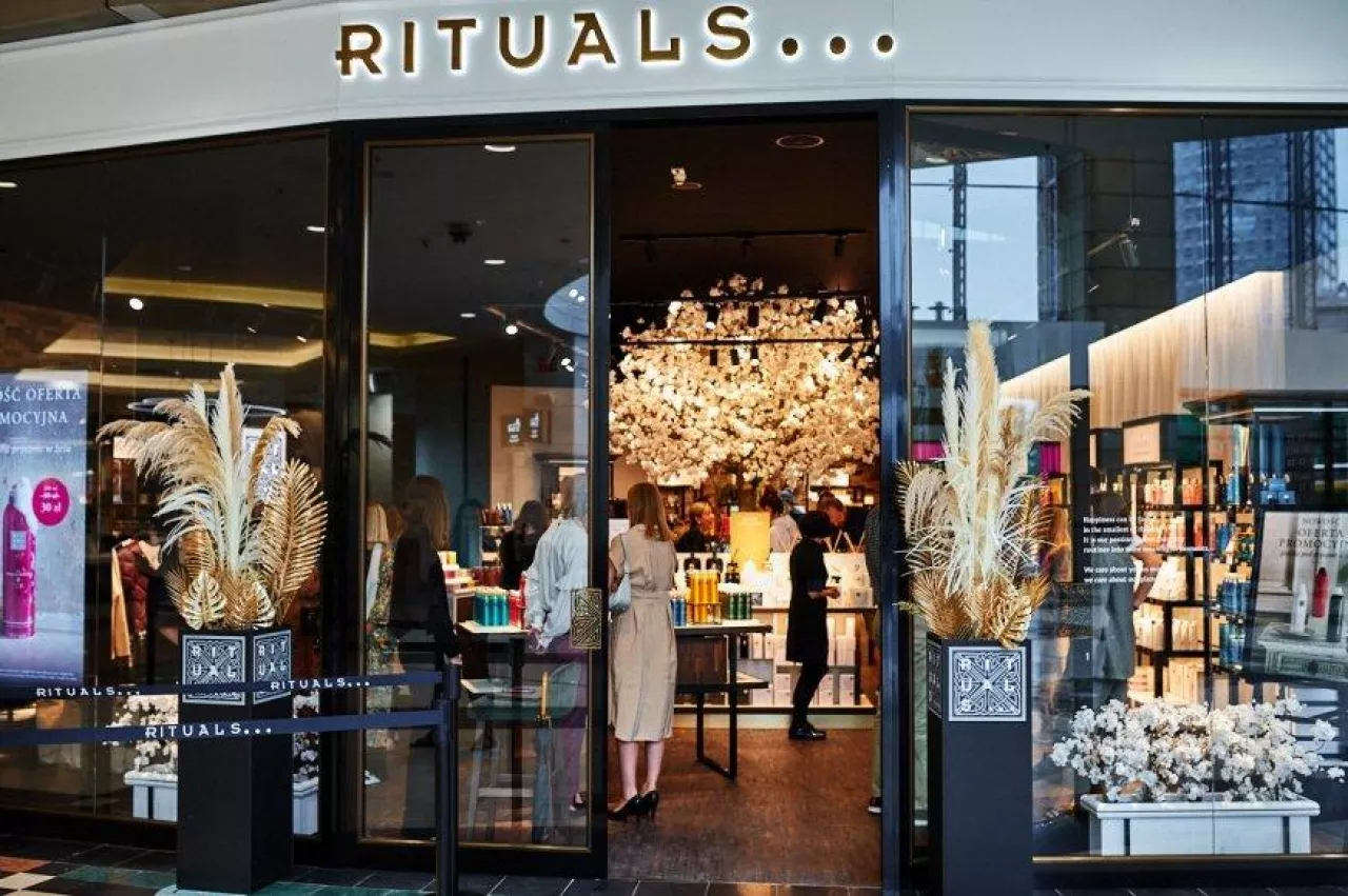 Marka Rituals ma ponad 900 sklepów i 3 tys. punktów w ramach shop-in-shop w 36 krajach. Na zdjęciu salon w warszawskiej Arkadii (fot. materiały prasowe)