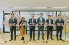 J-beauty Innovation Hub został otwarty podczas ceremonii z udziałem przedstawicieli Henkla, Shiseido i Schwarzkopf.