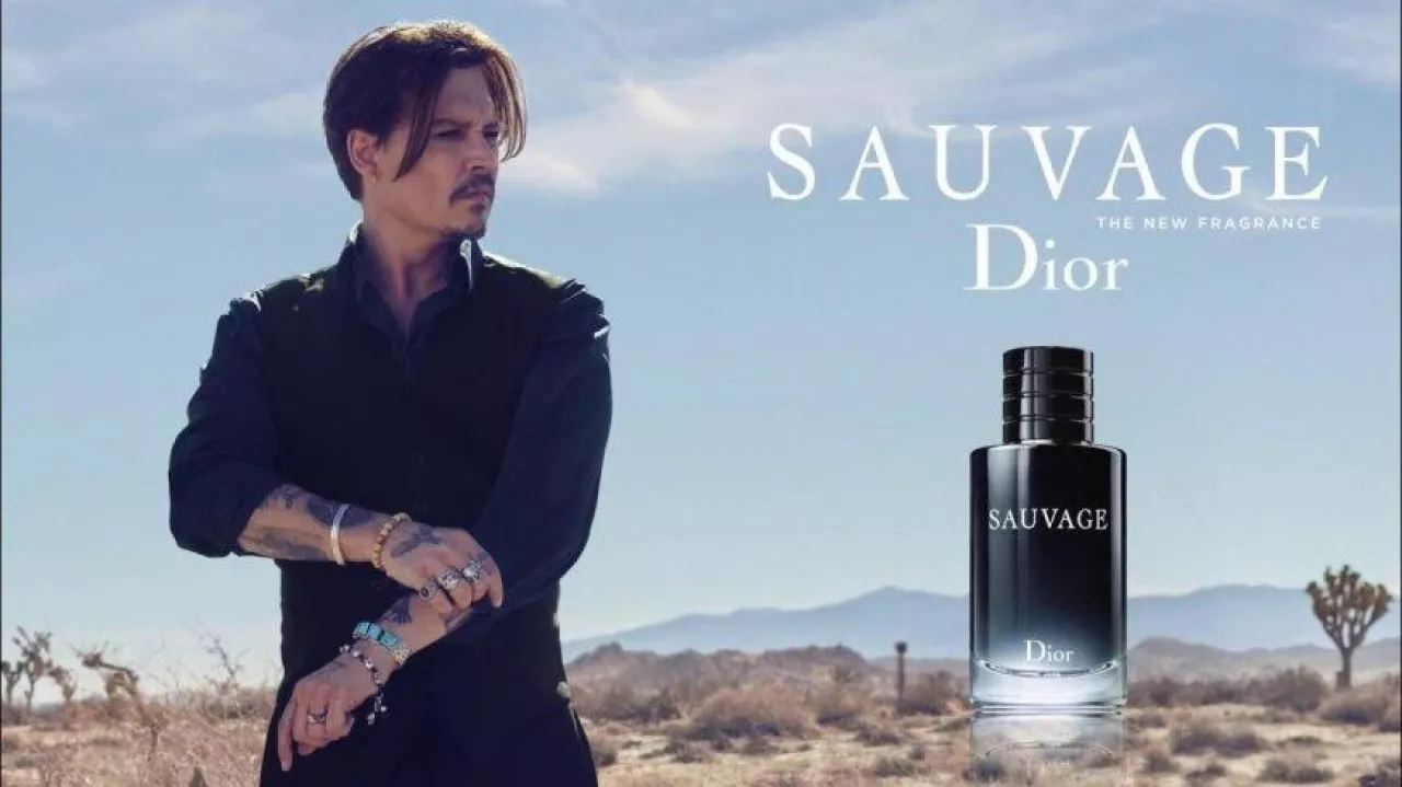 Johnny Depp, gwiazda takich filmów jak Czekolada, Piraci z Karaibów czy Co Gryzie Gilberta Grape‘a, ponownie będzie ambasadorem perfum Dior Sauvage.