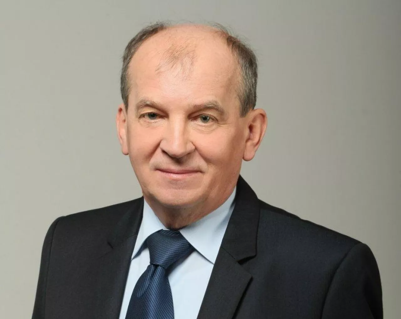 Dr Józef Szmich założył firmę Delia Cosmetics w 1998 r.