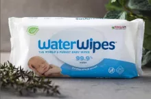 Chusteczki WaterWipes zawierają tylko dwa składniki: 99,9 proc. wody i kroplę ekstraktu owocowego. Od 1 lipca 2023 r. ich wyłącznym dystrybutorem w Polsce jest firma Eurus z Białegostoku