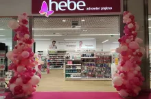 &lt;p&gt;Nowy sklep Hebe w Baiłymsoku zlokalizowany jest w Centrum Handlowym Auchan przy ul. Hetmańskiej 16. Na zakupy zaprasza od poniedziałku do soboty w godzinach 9.00-21.00, a w niedziele handlowe w godz. 9.00-20.00.&lt;/p&gt;