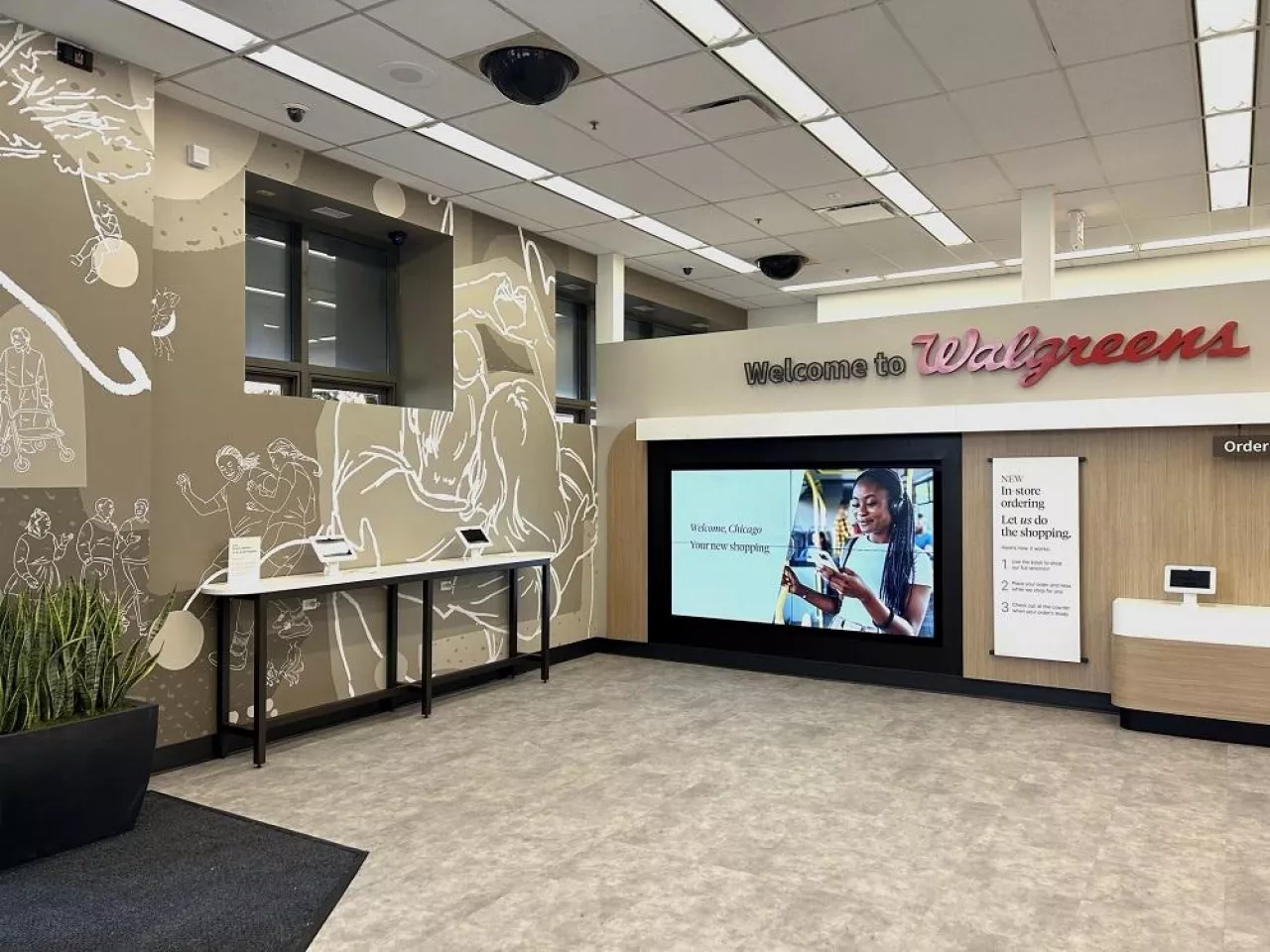 &lt;p&gt;Tuż po wejściu do sklepu Walgreens w Chicago klienci znajdują się w strefie z cyfrowymi ekranami, gdzie mogą składać zamówienia&lt;/p&gt;