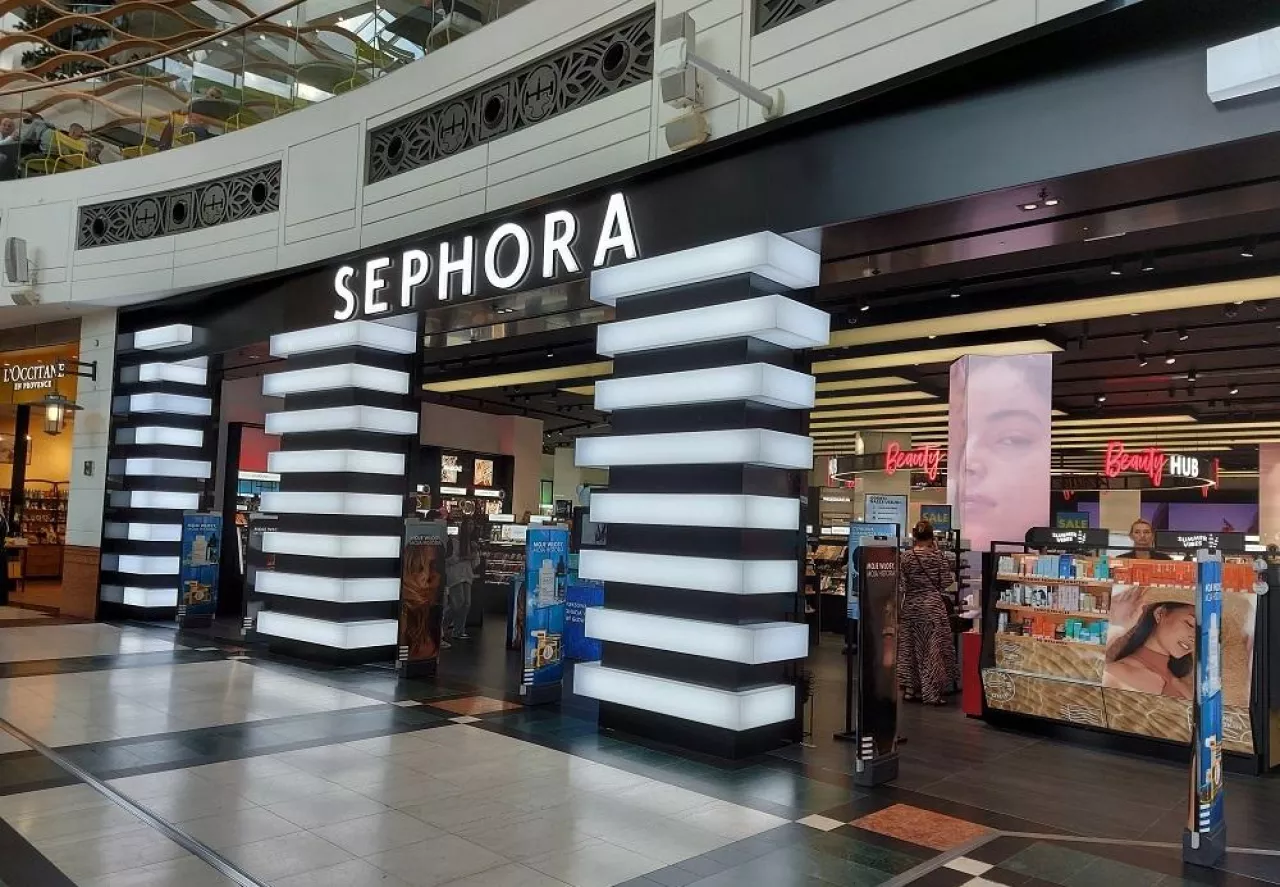 &lt;p&gt;Sephora wprowadzając nową wersję programu lojalnościowego chce mocniej zaangażować klientów i związać ich ze swoją marką.&lt;/p&gt;