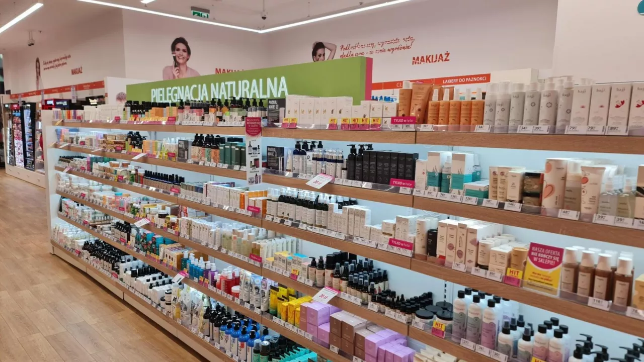 &lt;p&gt;W ofercie Hebe znajduje się ponad 3 tys. kosmetyków naturalnych zarówno maki własnej, jak i licznych marek polskich producentów&lt;/p&gt;