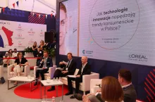 &lt;p&gt;Debata „Jak technologie i innowacje napędzają trendy konsumenckie w Polsce” odbyła się podczas XXXII Forum Ekonomicznego w Karpaczu. Jej organizatorzy to L’Oréal Polska i Kraje Bałtyckie oraz Francusko-Polska Izba Gospodarcza&lt;/p&gt;