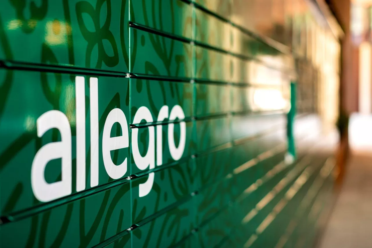 &lt;p&gt;Zielony automat paczkowy Allegro&lt;/p&gt;