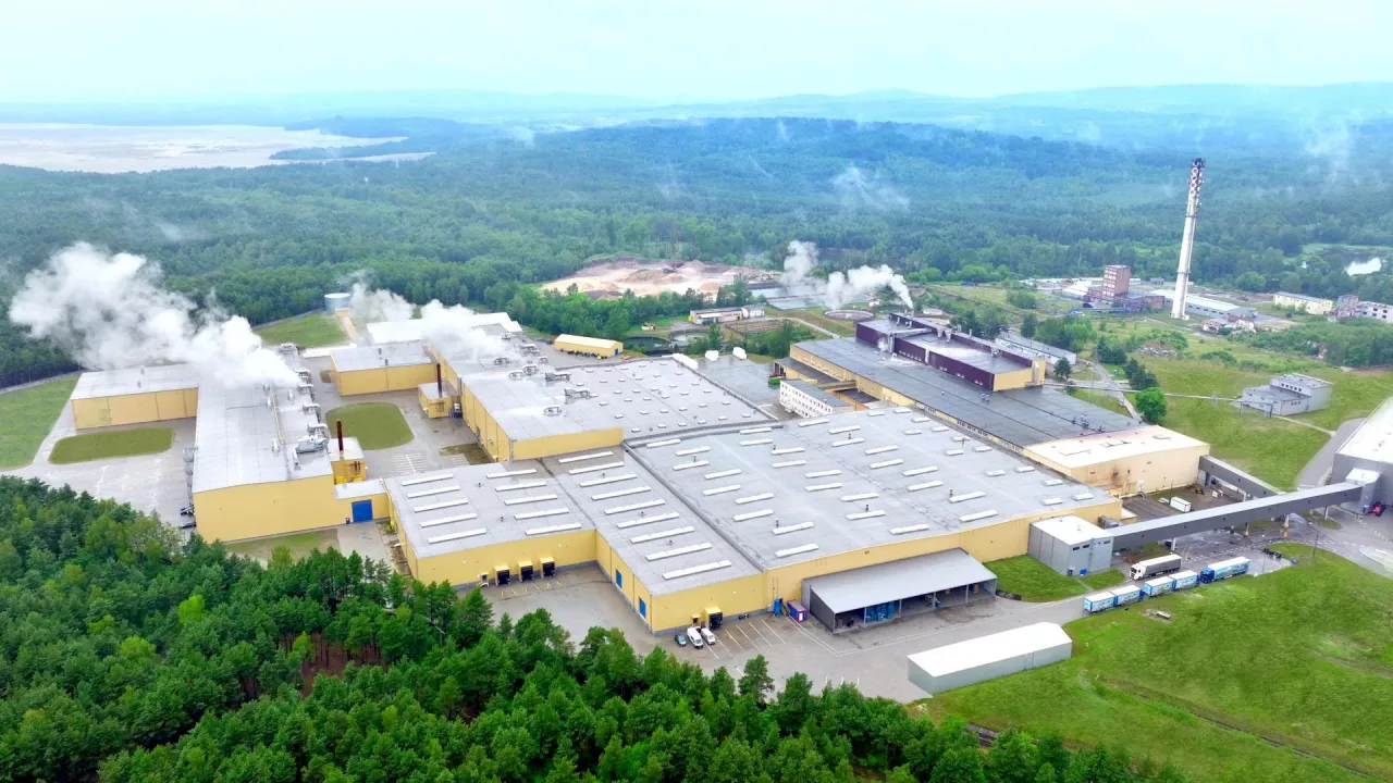 &lt;p&gt;Fabryka Velvet Care w Kluczach  jest jednym z największych i najnowocześniejszych zakładów produkujących celulozowe wyroby higieniczne w Europie Środkowej.&lt;/p&gt;