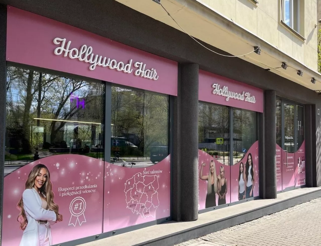&lt;p&gt;W Polsce Hollywood Hair ma 12 salonów w największych miastach oraz jeden w hiszpańskiej Marbelli&lt;/p&gt;