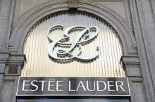 &lt;p&gt;Estée Lauder Companies ogłosiło spadek swojej sprzedaży.&lt;/p&gt;