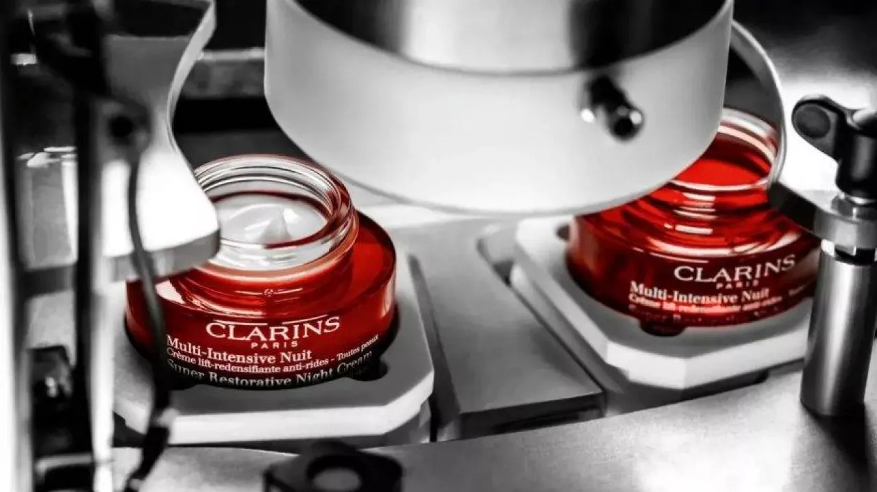 Clarins wraz z FM Logistic pracują nad optymalizacją i zarządzaniem łańcuchem dostaw kosmetycznej marki w Europie 