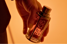 Hugo Boss ma w portfolio produktowym m.in. zapachy.