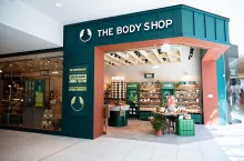 The Body Shop w Oshawa Centre.