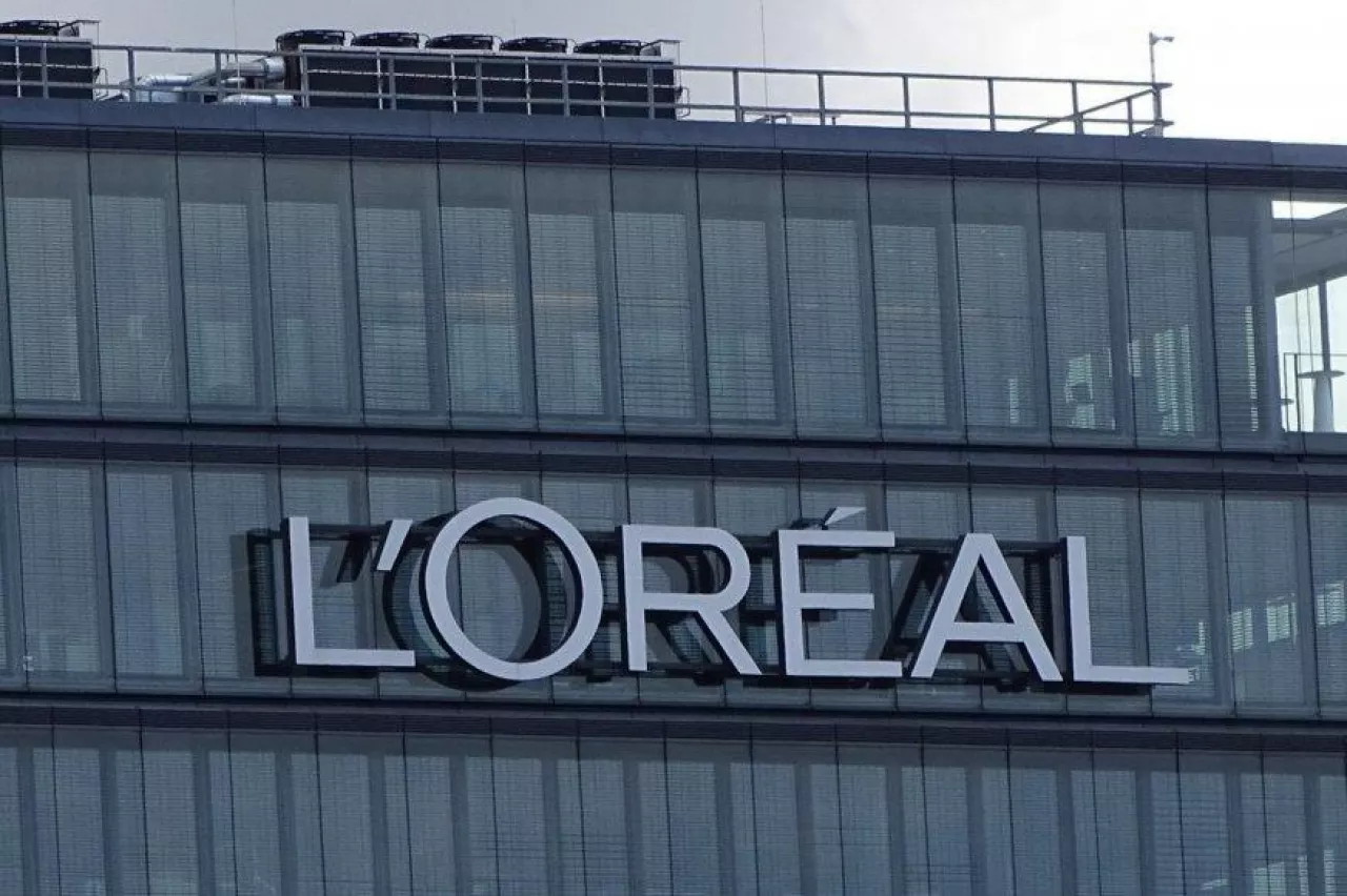 L’Oréal świętuje dobre wyniki i planuje dalsze inwestycje.