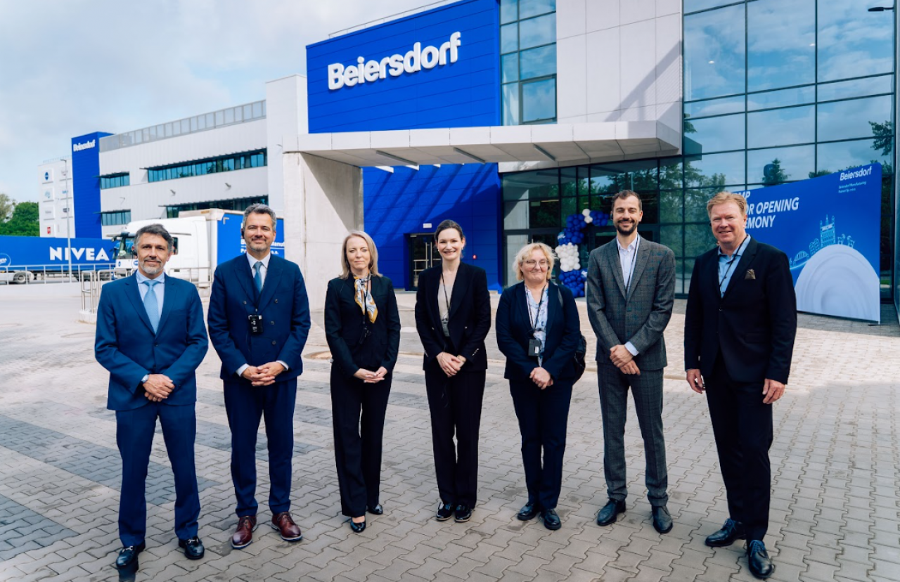 Beiersdorf, producent m.in. marek Nivea, Eucerin i Bambino, oficjalnie otworzył rozbudowany zakład produkcyjny w Poznaniu.