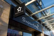 Superdrug chce stworzyć innowacyjne kosmetyki dla konsumentów świadomych, poszukujących mniej kosztownych alternatyw wobec marek prestiżowych