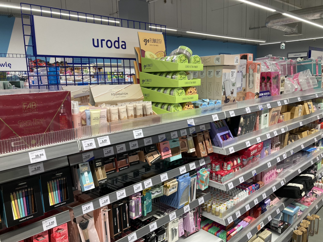 Action oferuje szeroką gamę produktów kosmetycznych.