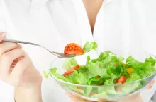 Tylko 14 proc. badanych wskazało wzrost ceny jako główny powód zmiany dostawcy cateringu. Konsumenci częściej kierują się różnorodnością smaków, dopasowaniem do stylu życia czy atrakcyjnością oferty.