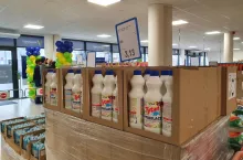 Produkty w sklepie Vollmart sprzedawane są prosto z palet, skrzyń, kartonów.