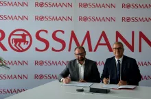 Rossmann podpisał strategiczną umowę o współpracy z Politechniką Śląską. Partnerstwo otwiera studentom i absolwentom drzwi do pracy w CD Rossmanna w Pyskowicach