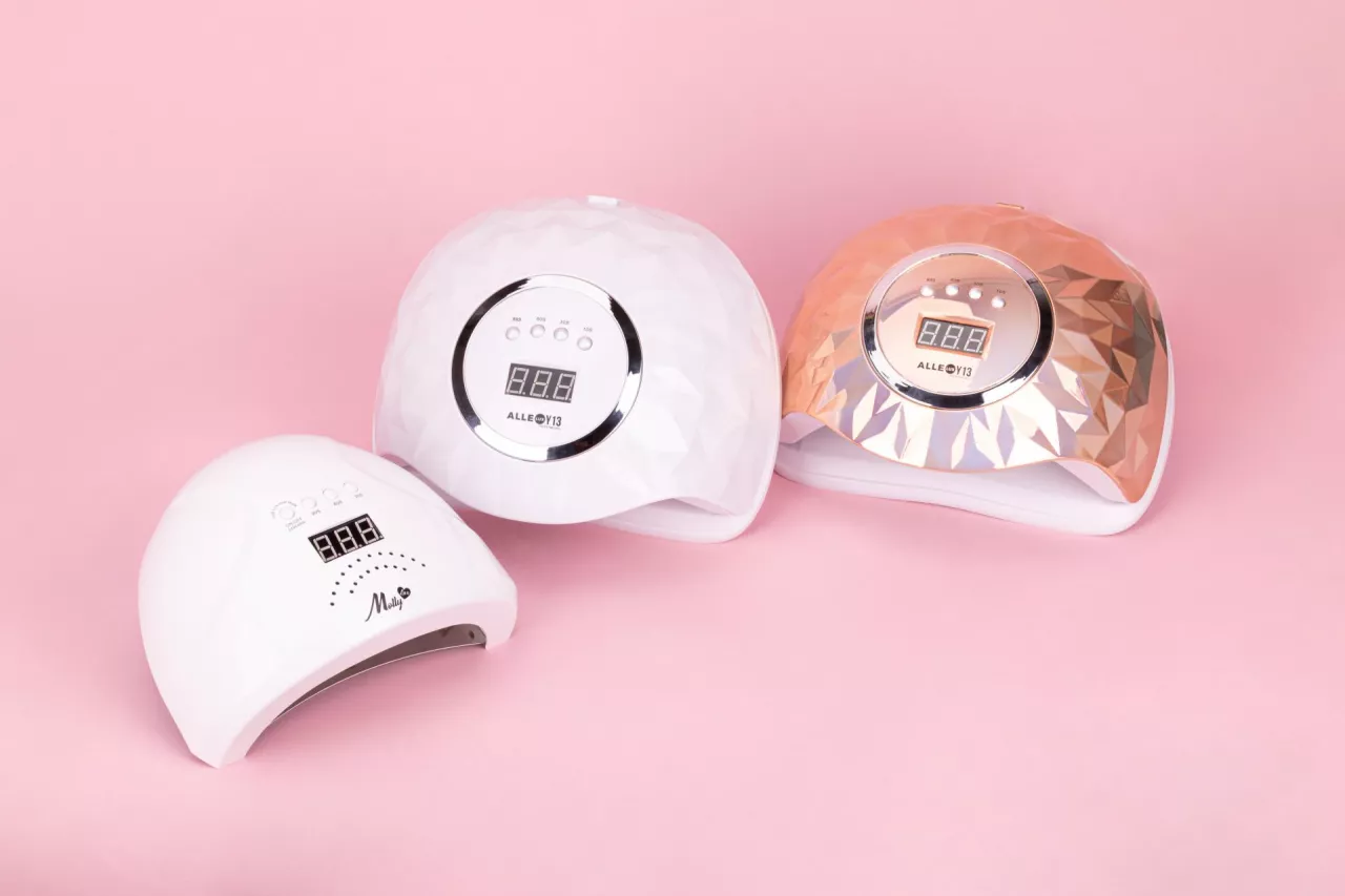 Jaka lampa do hybryd? Podpowiadamy