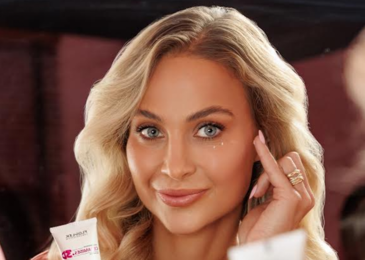 Kampania Floslek z nową ambasadorką Hanią Żudziewicz wystartowałą 12 listopada 2025