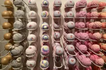 Lush to jedna z najbardziej znanych sieci kosmetycznych w Europie.