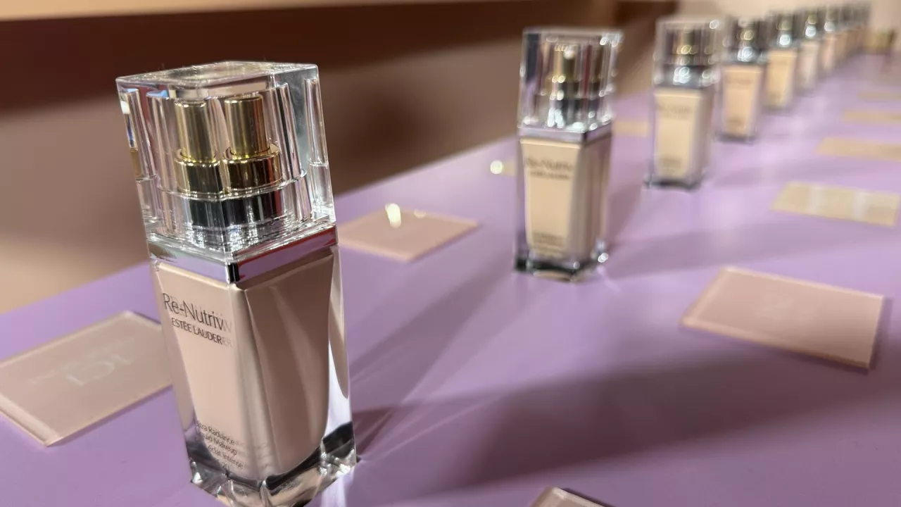 Estée Lauder mierzy się z kolejną w tym miesiącu kontrowersją.