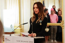 26 stycznia br. w Paryżu Victoria Beckham została uhonorowana prestiżowym francuskim odznaczeniem Chevalier de l‘Ordre des Arts et des Lettres 
