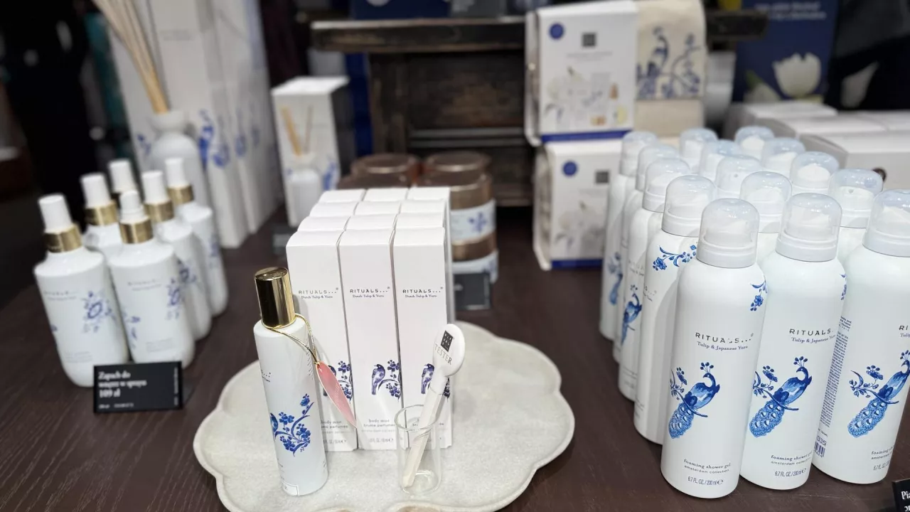 W ubiegłym roku Rituals Cosmetics otworzyło w kanale detalicznym 200 sklepów, w tym flagowe lokalizacje przy Oxford Street (Londyn), Bahnhofstrasse (Zurych) i Tauentzienstrasse (Berlin)