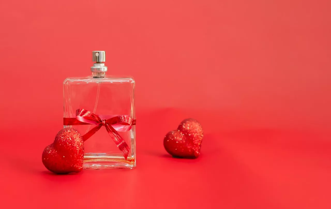 Jak co roku oferta drogerii i perfumerii zajmuje szczytowe miejsca na listach walentynkowych prezentów.