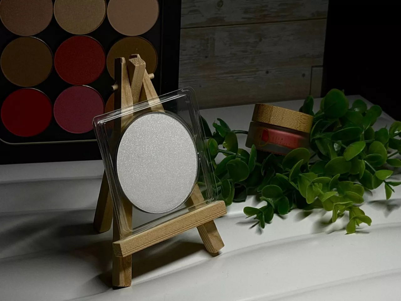 Jednym z największych wyzwań w trendzie clean jest utrzymanie wysokiej pigmentacji