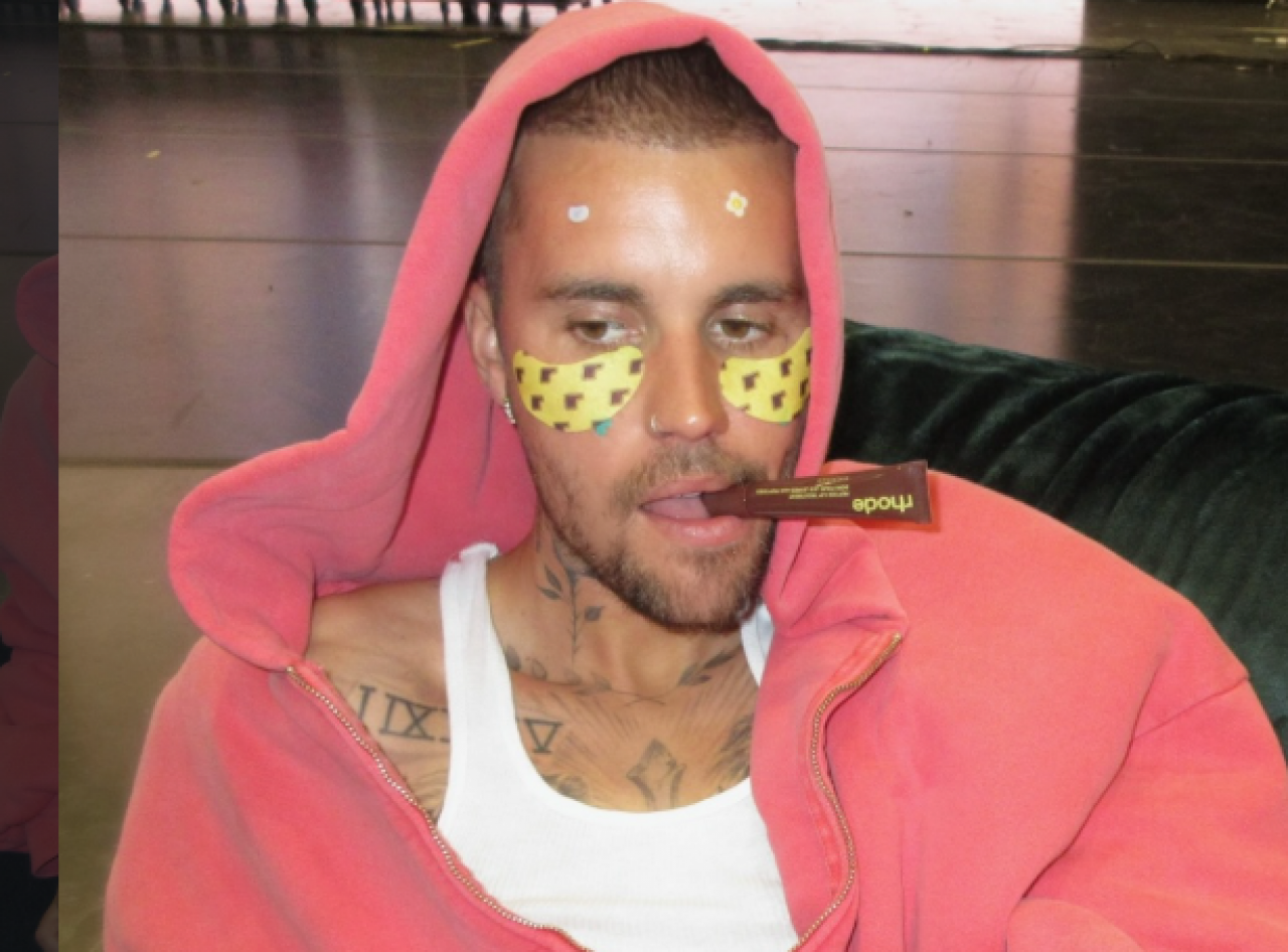 Ruch Hailey i Justina Bieberów to coś więcej niż celebrycka współpraca - to przykład wykorzystania zjawiska cross-marketingu