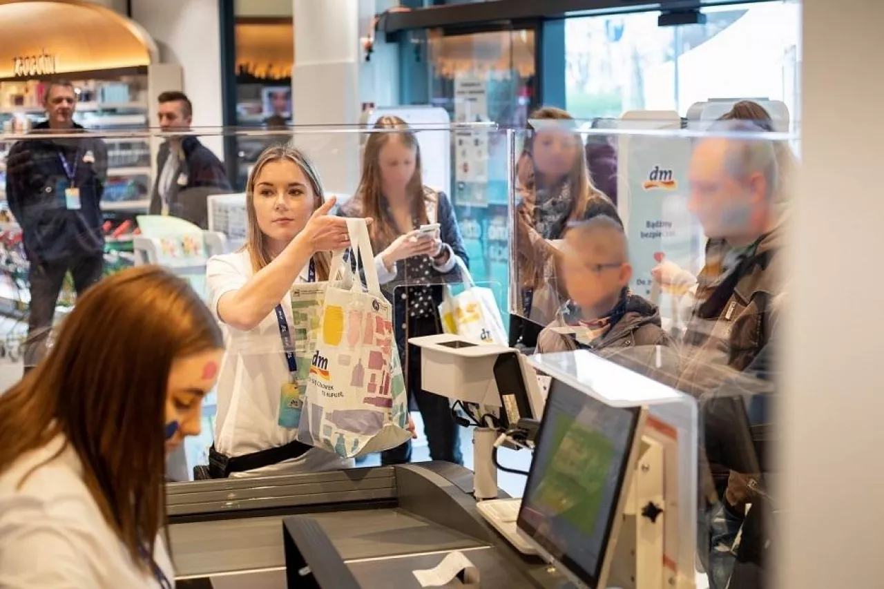 Akcja Kasjerska w Dąbrowie Górniczej wesprze młode talenty sportowe z Zespołu Szkół Sportowych im. Polskich Olimpijczyków