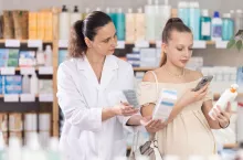 Część produktów związanych ze zdrowiem coraz częściej pojawia się w kontekście planowania codziennych zakupów - szczególnie dotyczy to suplementów i dermokosmetyków