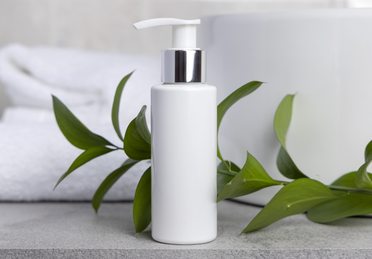 Dla branży beauty ruch L’Oréal jest sygnałem, że era tradycyjnych bioplastików może zostać zastąpiona przez plastik z emisji