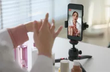 Marki beauty rosną na TikToku dzięki płatnym treściom