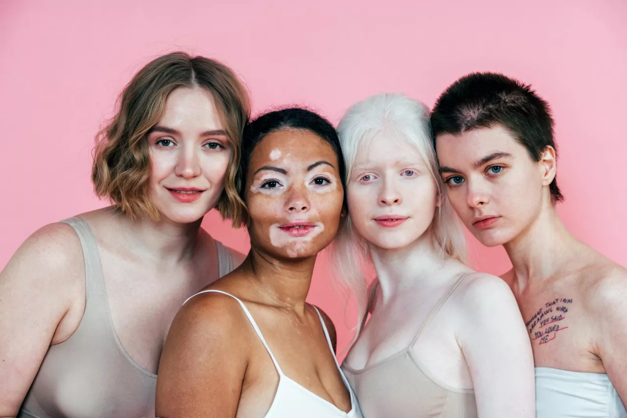 Sephora UK rozwija szkolenia z face equality