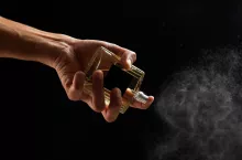 Mężczyźni coraz częściej kupują perfumy