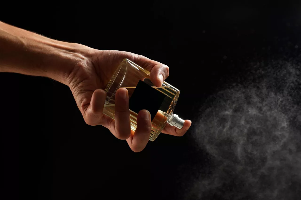 Mężczyźni coraz częściej kupują perfumy