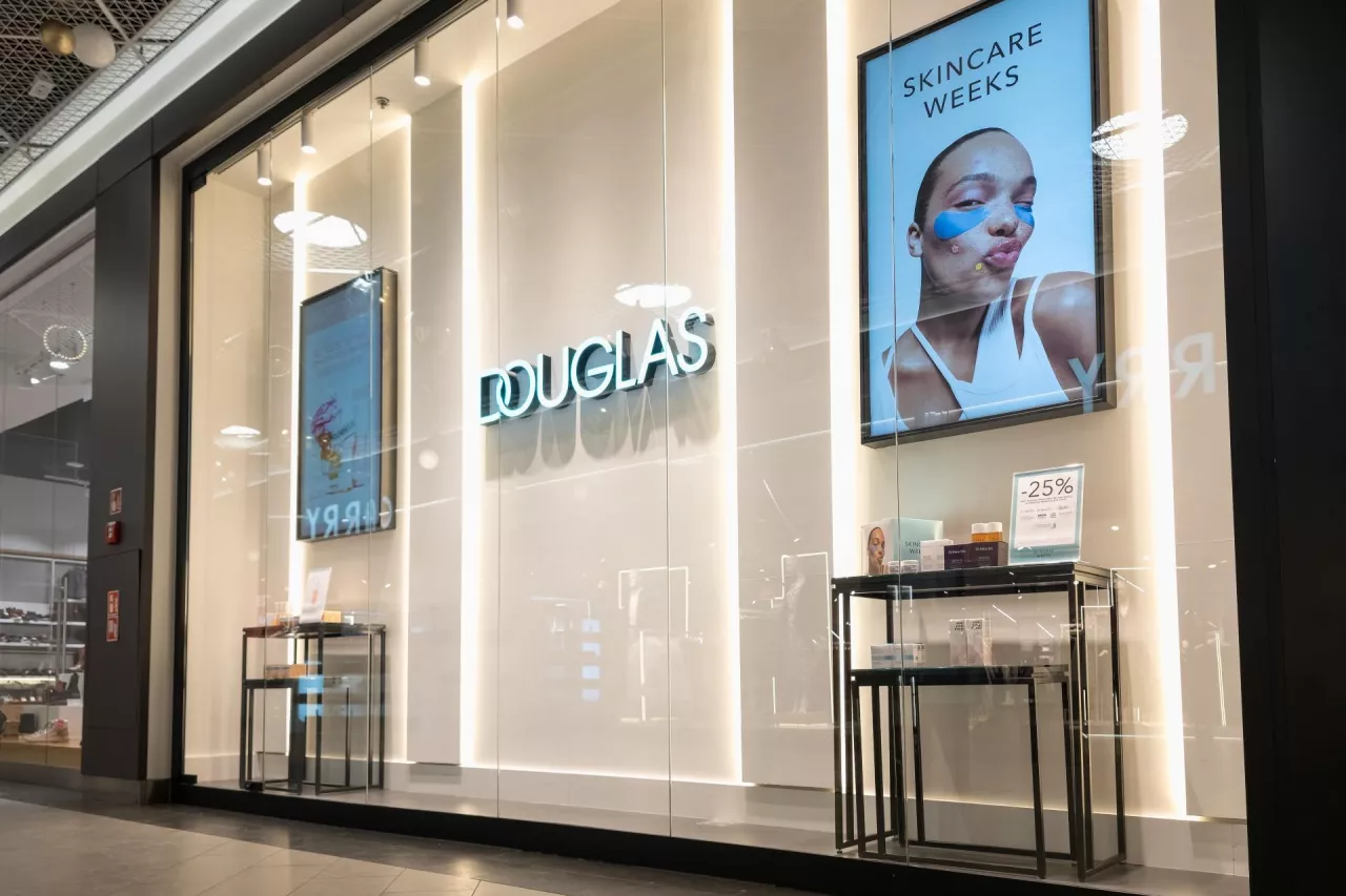 Douglas przegląda rentowność sklepów. Wyniki i e-commerce
