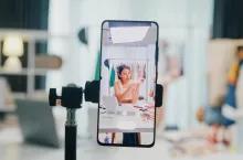 83 mln dolarów z livestreamów. Tak marki beauty sprzedają na TikTok Shop
