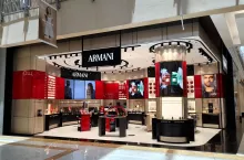 Sklep Armani w centrum Mirdif w Dubaju.
