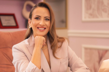 ”Myślę, że firmy z branży nail beauty powinny przygotować się przede wszystkim na coraz większe rozdrobnienie rynku i rozwój mniejszych, wyspecjalizowanych marek.”