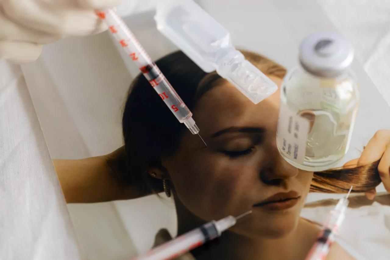 W Ukrainie chirurgia plastyczna rozwija się w odpowiedzi na potrzeby wojskowych i cywilów z obrażeniami powstałymi w wyniku eksplozji, ranami i oparzeniami.