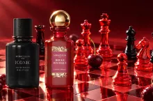 Zapach ma kolor. Dwa perfumeryjne światy dla niej i dla niego od Miraculum na półkach Hebe
