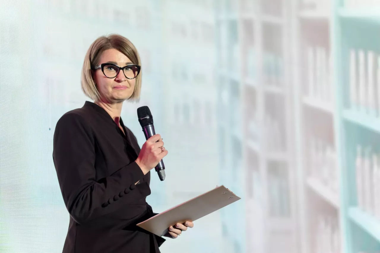 Anna Szuba, Corri.